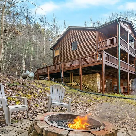 Mountain Majesty Villa